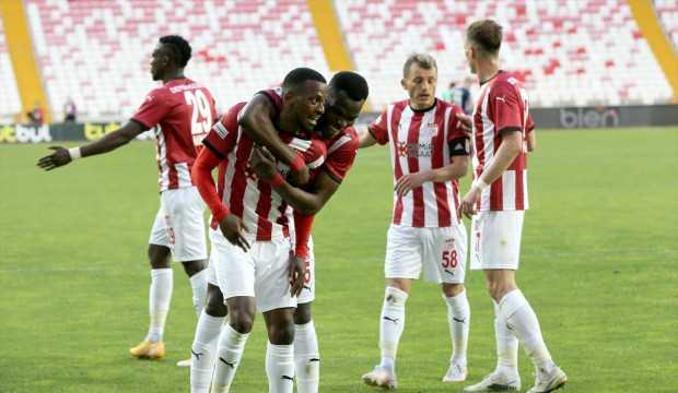 Sivasspor ligi 5. bitirdi!