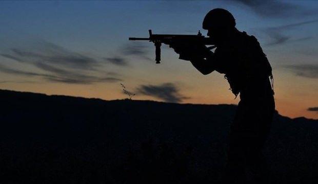 Son dakika: İdlib'de Türk konvoyuna saldırı: 1 asker şehit oldu