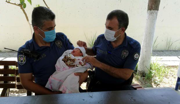 Kaldırıma terk edilen ‘Maviş’ bebeğin ailesi aranıyor