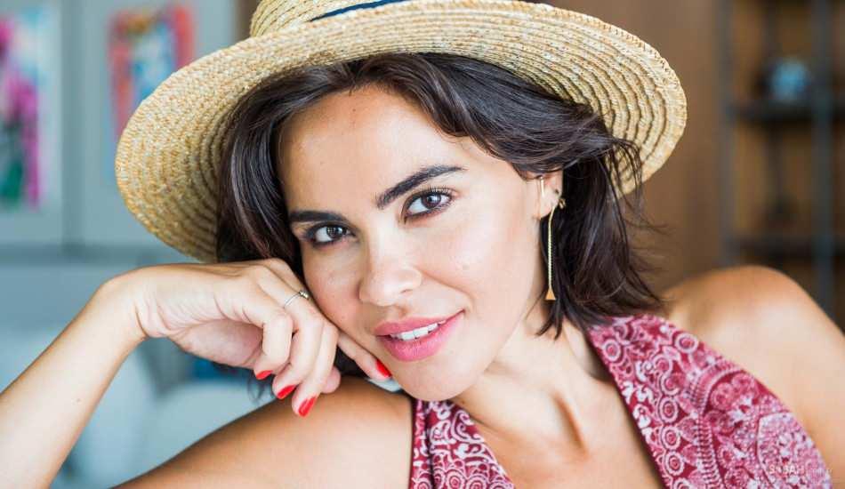 seksenler_kadrosuna_dahil_olan_zeynep_demirel_paylasimiyla_olay_oldu_1621409170_8606.jpg