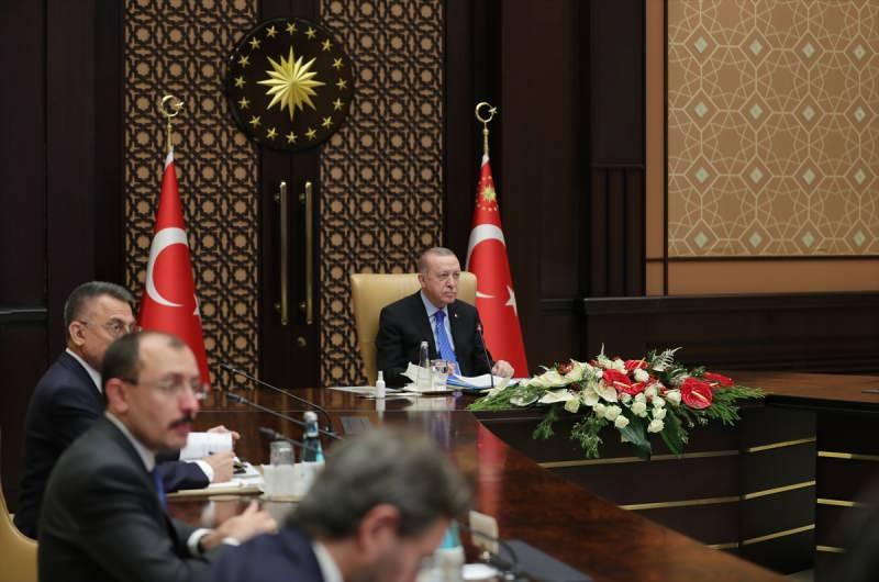 Başkan Erdoğan, ABD merkezli bazı şirketlerin üst düzey yöneticilerine hitap etti