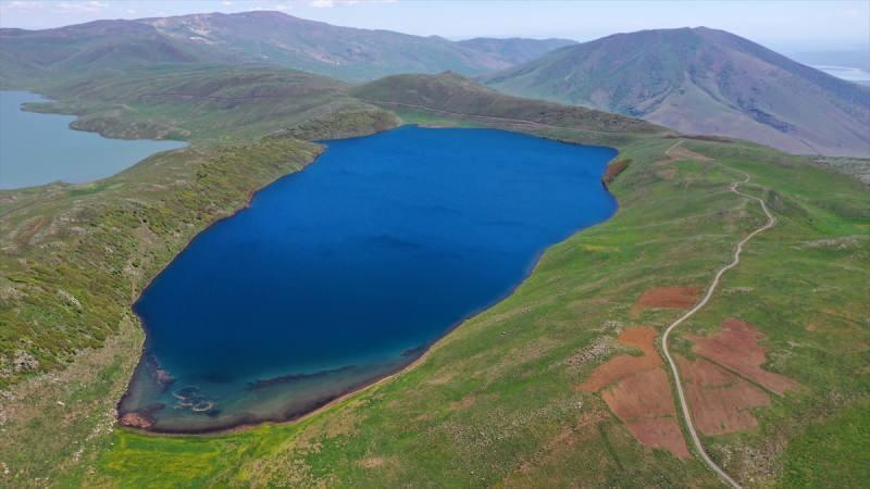 I5Ke9_1622095737_6256 Bitlis ve Muş'taki göller ziyaretçilerini ağırlamaya hazırlanıyor