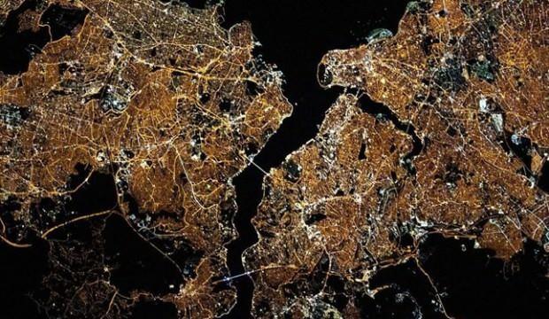 NASA'dan dikkat çeken İstanbul paylaşımı! 'Parlıyorsun...'