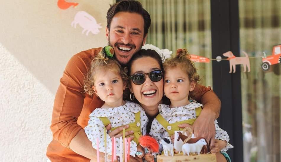 pelin_akil_anil_altan_ciftinden_sicacik_aile_fotografi_1622185203_1072.jpg