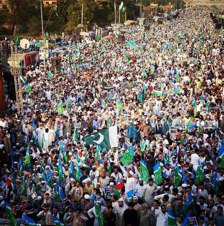 Pakistan'da binlerce kişi Filistin'e destek mesajı vermek için toplandı