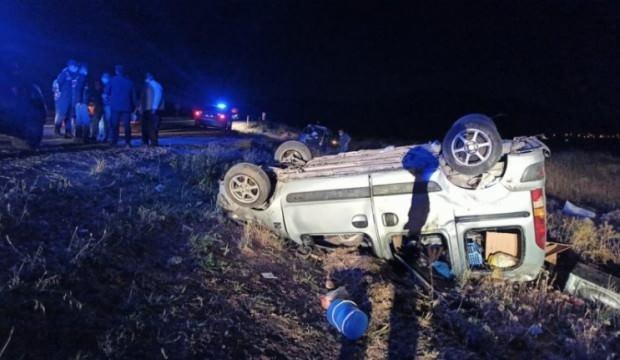 Şarampole devrilen araçta anne öldü, 4 çocuğu yaralandı