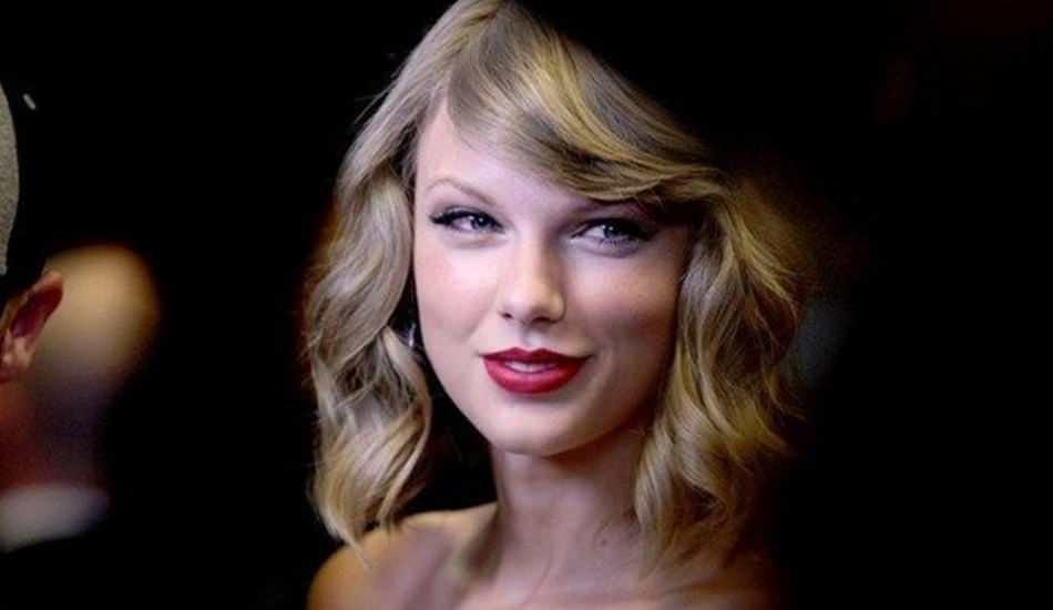 taylor_swift_en_cok_satan_plak_rekorunu_kirdi_1622618190_0693.jpg