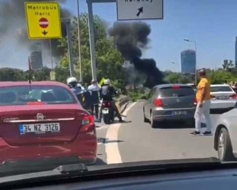 15 Temmuz Şehitler Köprüsü'nde yangın paniği.