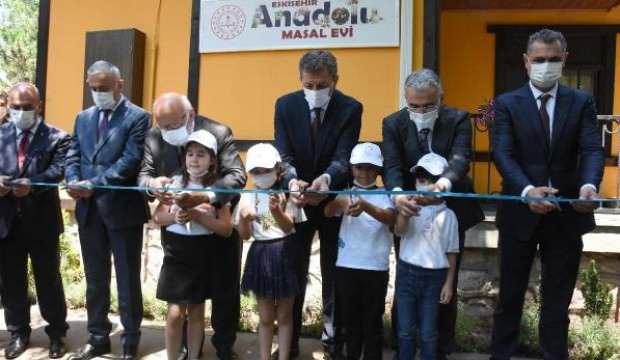 Bakan Selçuk, Türkiye’nin ilk Anadolu Masal Evi’ni Eskişehir'de açtı