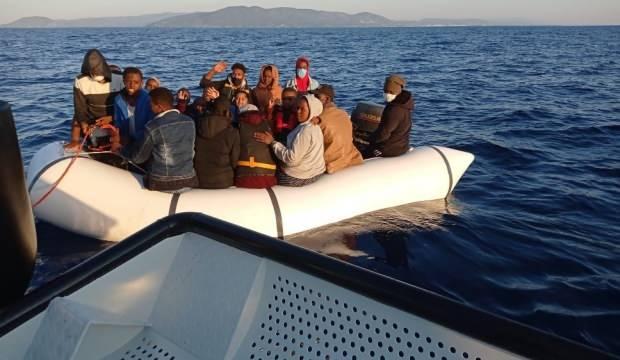 İzmir açıklarında 35 düzensiz göçmen kurtarıldı