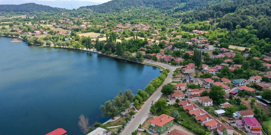 "İzmir'in Uzungöl'ü" doğal güzellikleriyle cezbediyor