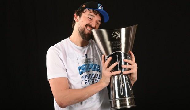 Sertaç Şanlı'dan Barcelona'ya 2 yıllık imza!