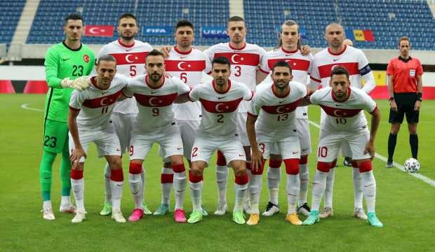 Beşiktaş'tan Kaan Ayhan ve Kenan Karaman atağı!