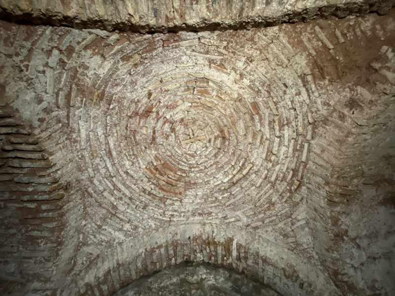 l3Bwu_1625824517_3146 Apartmanın altından Bizans dönemine ait sarnıç çıktı