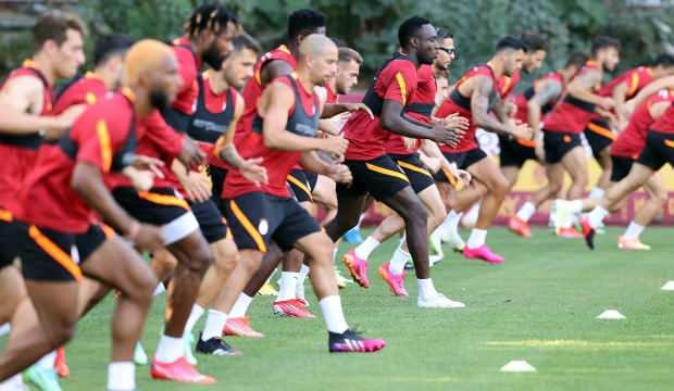 Galatasaray'da 4 ayrılık birden! 14 milyon Euro...