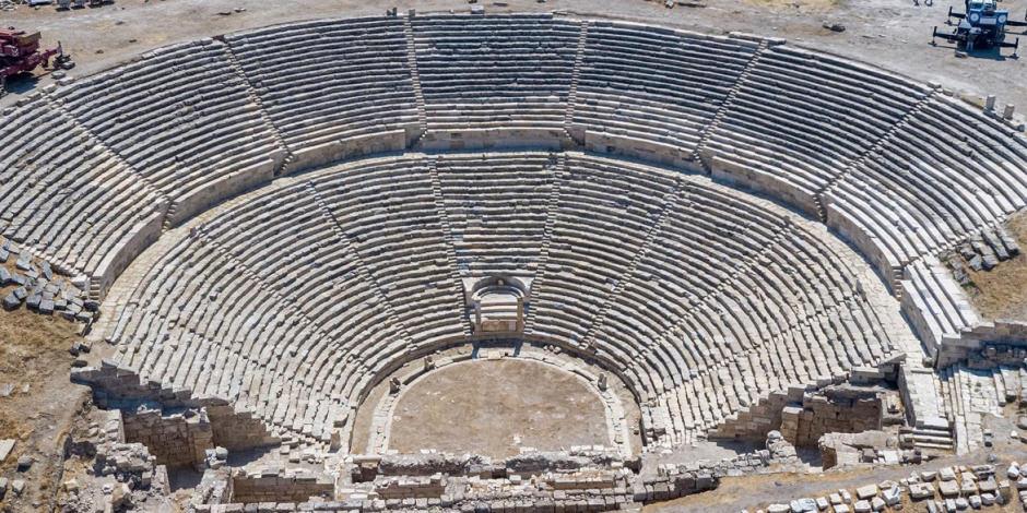 2 bin 200 yıllık antik tiyatro açılıyor! Restorasyonu tamamlandı