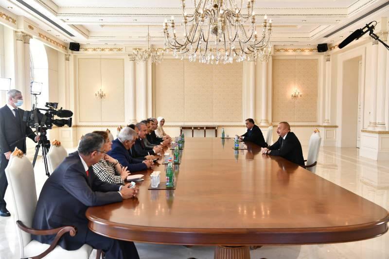 İlham Aliyev, TBMM Başkanı Mustafa Şentop'u kabul etti