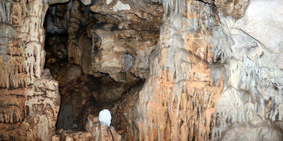 "Dünyanın 8. harikası" Ballıca Mağarası'na rekor ziyaretçi!
