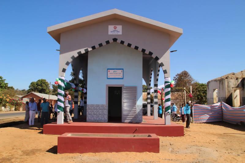 TDV, Madagaskar'da su kuyusu ve vakıf çeşmesi açtı