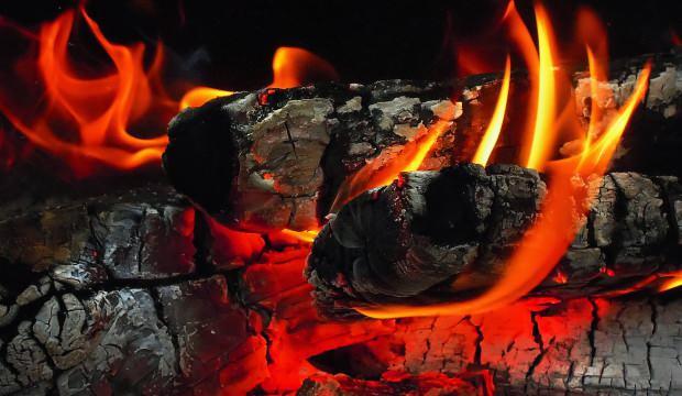 ruyada babasinin evinin yandigini gormek ne anlama gelir