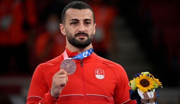 Uğur Aktaş olimpiyat üçüncüsü oldu - Vimarsana News