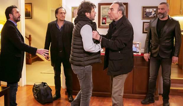 Arka Sokaklar'da vedalar bitmiyor! 15 yılı devirmişti, ayrılığıyla bir dönem resmen kapanacak - Vimarsana News
