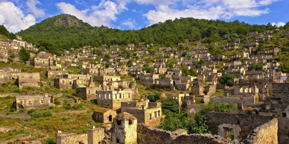 Fethiye'nin hayalet şehri Kaya Köy'deki tarihi yapılar