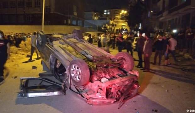 Mülteci karşıtı siyasiler vandalizmi kışkırtıyor - Vimarsana News