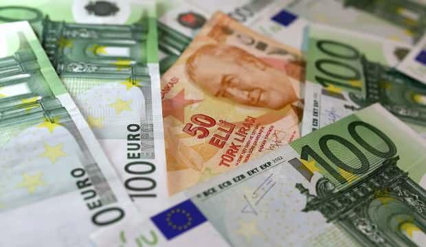 Euro, 10 TL'nin altını gördü