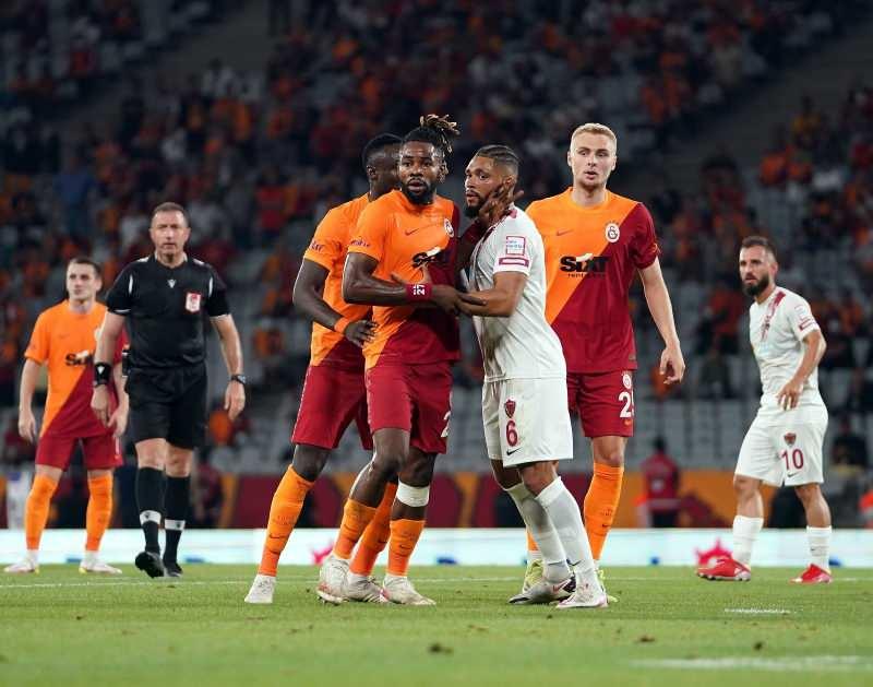 Galatasaray 3 puanı 88'de kurtardı