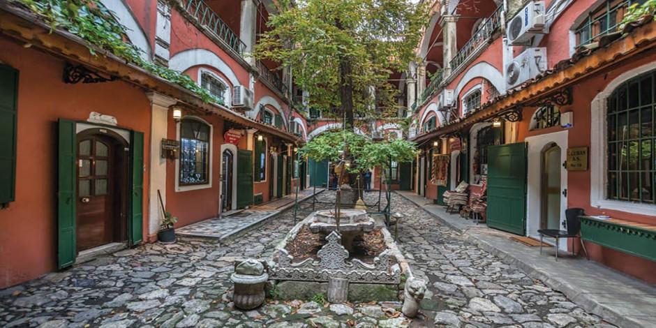 İstanbul'un yıllara meydan okuyan tarihi hanları