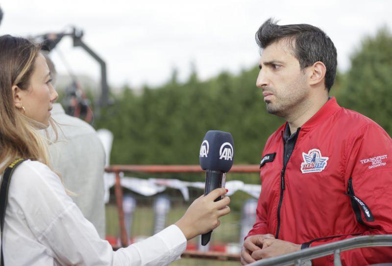 rYEYR 1630843940 0279