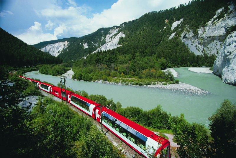 2UPI5_1631025575_5399 Avrupa'nın muhteşem manzaralara sahip tren rotaları