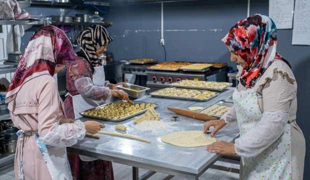 Kadınlar azmetti, Sivas'ın Akıncılar ilçesi pastaneye kavuştu