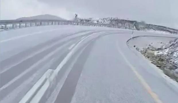Son dakika: İlk kar yağışı haberi Erzurum'dan geldi!