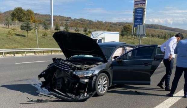 Hande Fırat ölümden döndü! Tırdan kopan tekerlek aracına çarptı