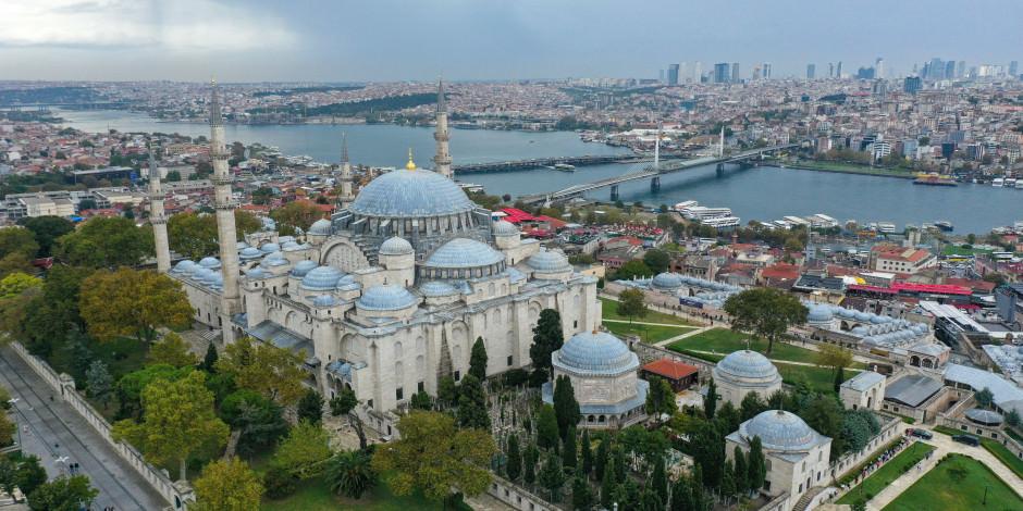 Mimar Sinan'ın kalfalık eseri yüzyıllara meydan okuyor