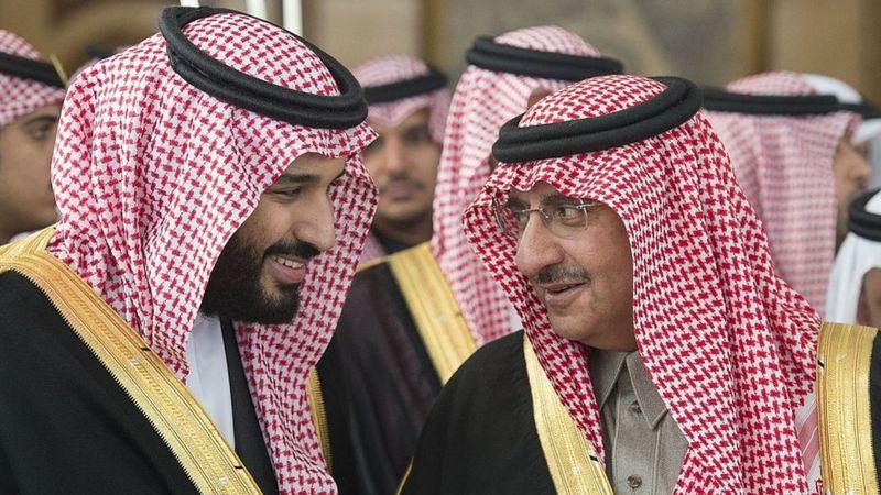 Veliaht Prens bin Salman ve bin Nayef 2017 yılında beraber görülüyor