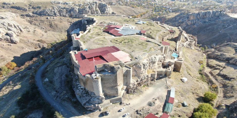 Harput Kalesi'nde 5 bin yıllık geçmişe yolculuk