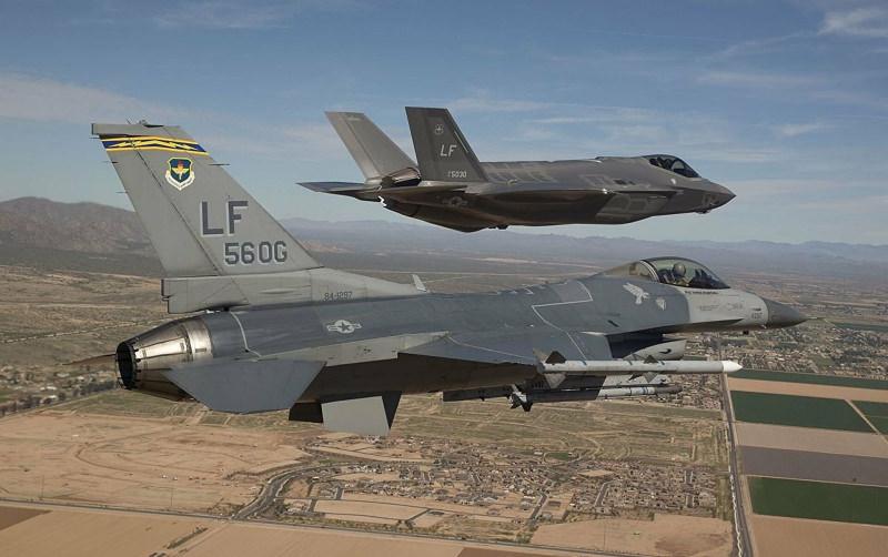 Son dakika: F-16 ve F-35’ten daha güçlü deyip duyurdu: ABD'den alıp Türkiye'de deniyorlar