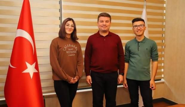 Aksaray Üniversitesi öğrencileri sordu Başkan Dinçer cevapladı