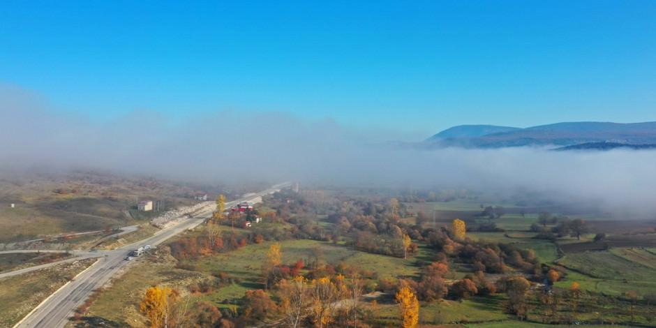 "Kanyonlar şehri" sis manzarasıyla büyüledi