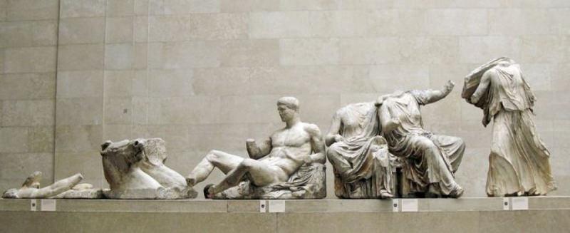 British Museum'da sergilenen söz konusu heykeller