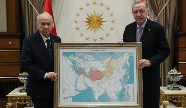 Bahçeli'nin hediye ettiği tabloya Rusya'dan açıklama geldi
