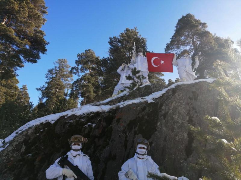 'Eren Kış-9 Şehit Jandarma Er Cevdet Çelenk' operasyonu başladı!