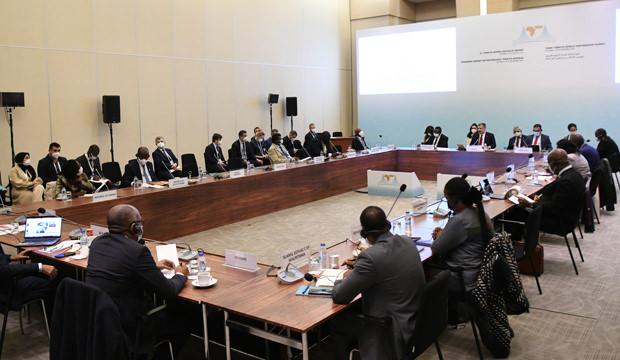 XHE9i 1639743447 1792