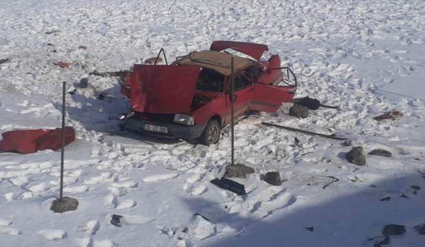 Erzurum’da feci kaza! Otomobil takla attı: 3 ölü, 3 yaralı