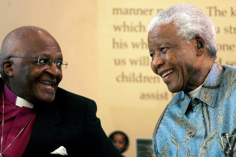 Nelson Mandela ve Desmond Tutu