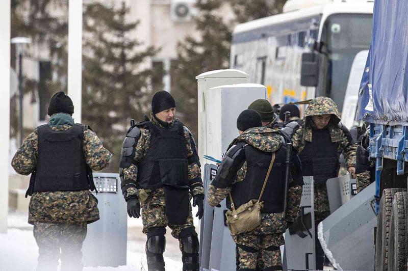 Kazak askerleri