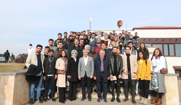 Başkan Tahmazoğlu üniversite öğrencileri ile bir araya geldi